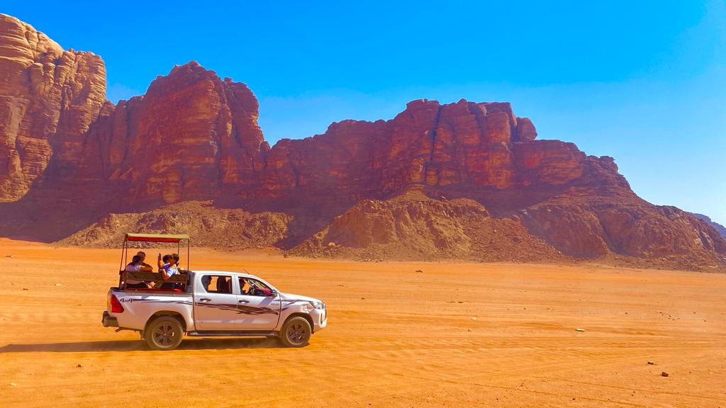 Circuit en 4x4 de 02 heures dans le Wadi Rum (avec ou sans nuitée) (WR-JHT-001)